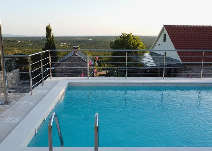 Вилла Vista Kum - Kuca Za Odmor Popovic